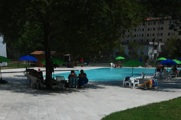 piscina delle terme tufaro